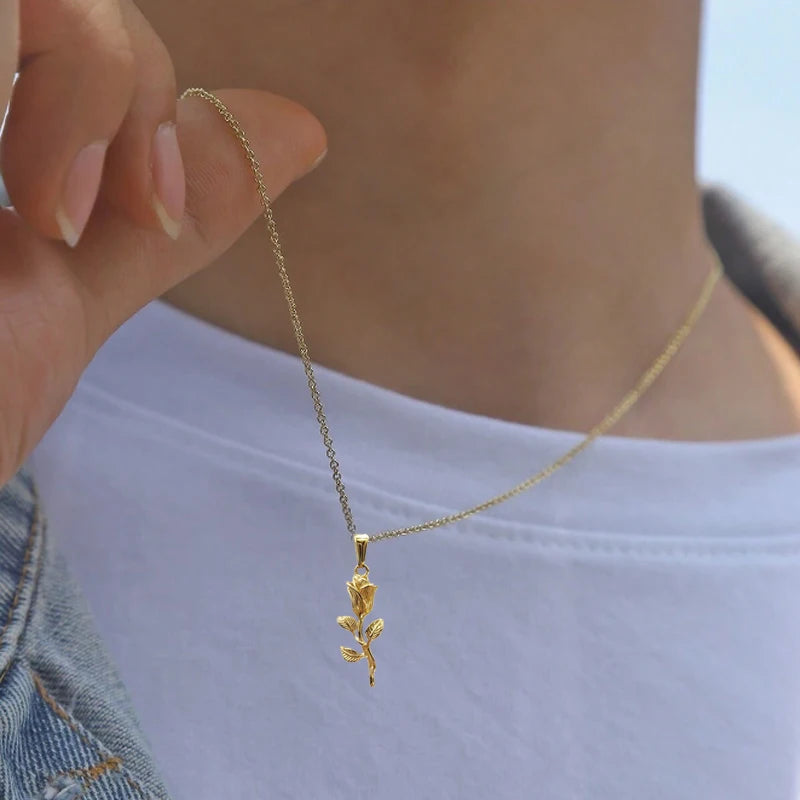 Rose pendant